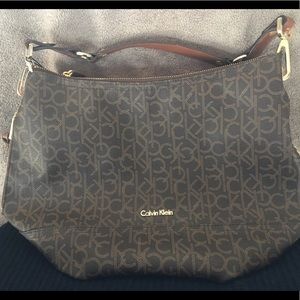 New Calvin Klein shoulder bag